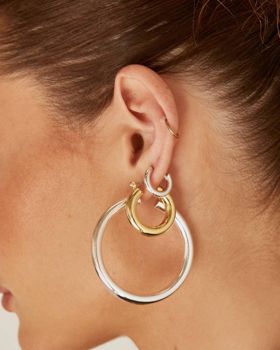 Baby Amalfi Tube Hoops- Gold