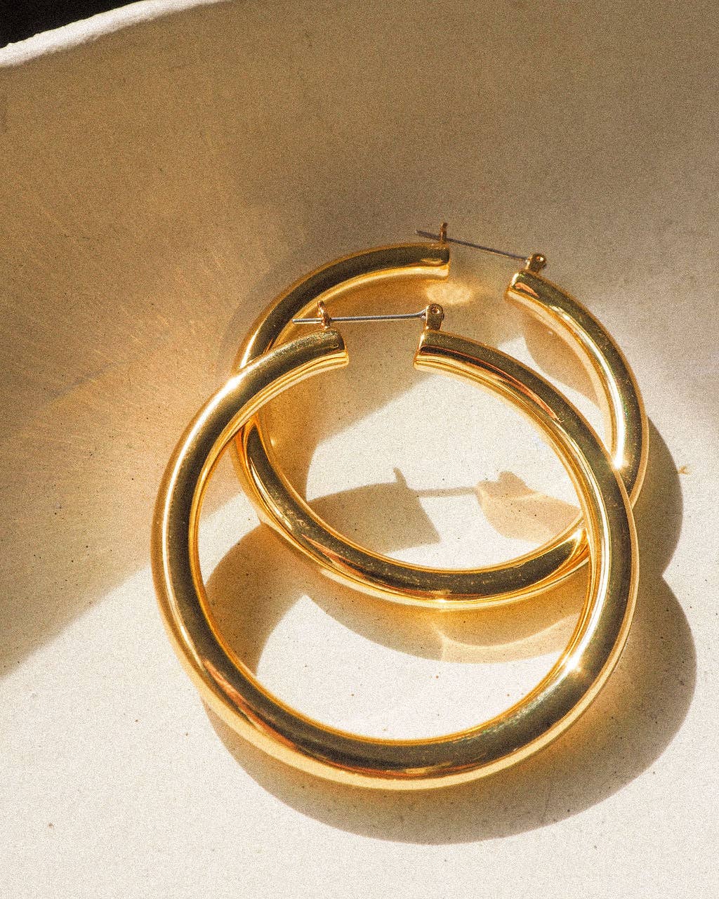 Amalfi Tube Hoops- Gold