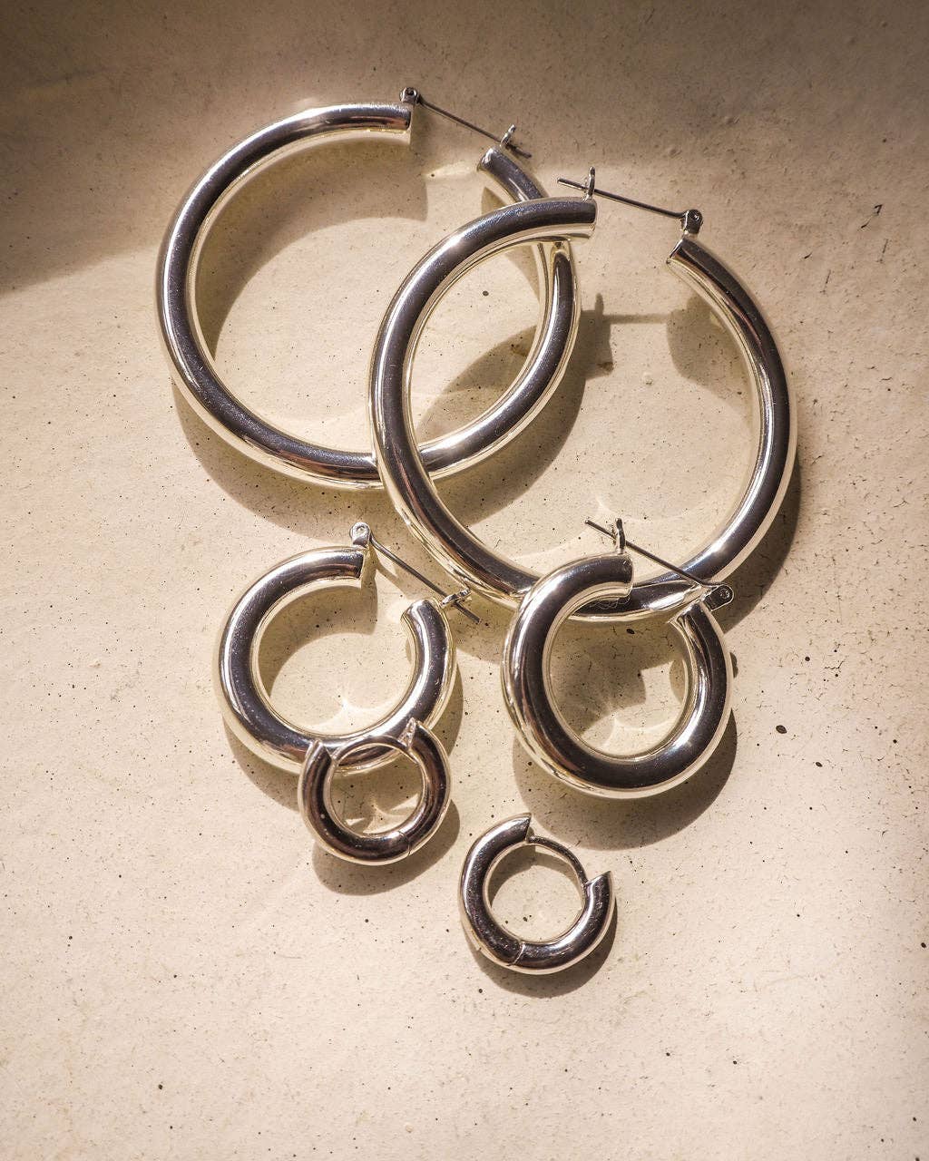 Baby Amalfi Tube Hoops- Silver