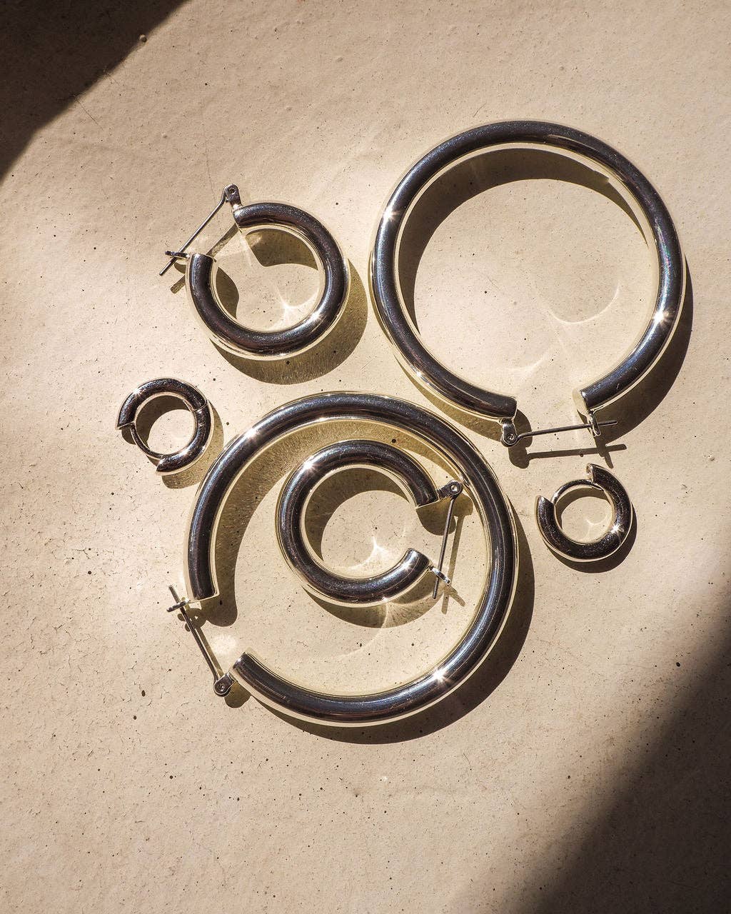 Amalfi Tube Hoops- Silver